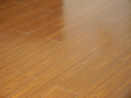 V-groove Laminate Flooring